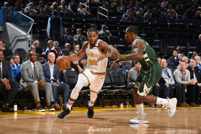 更因为他在 更因为他在