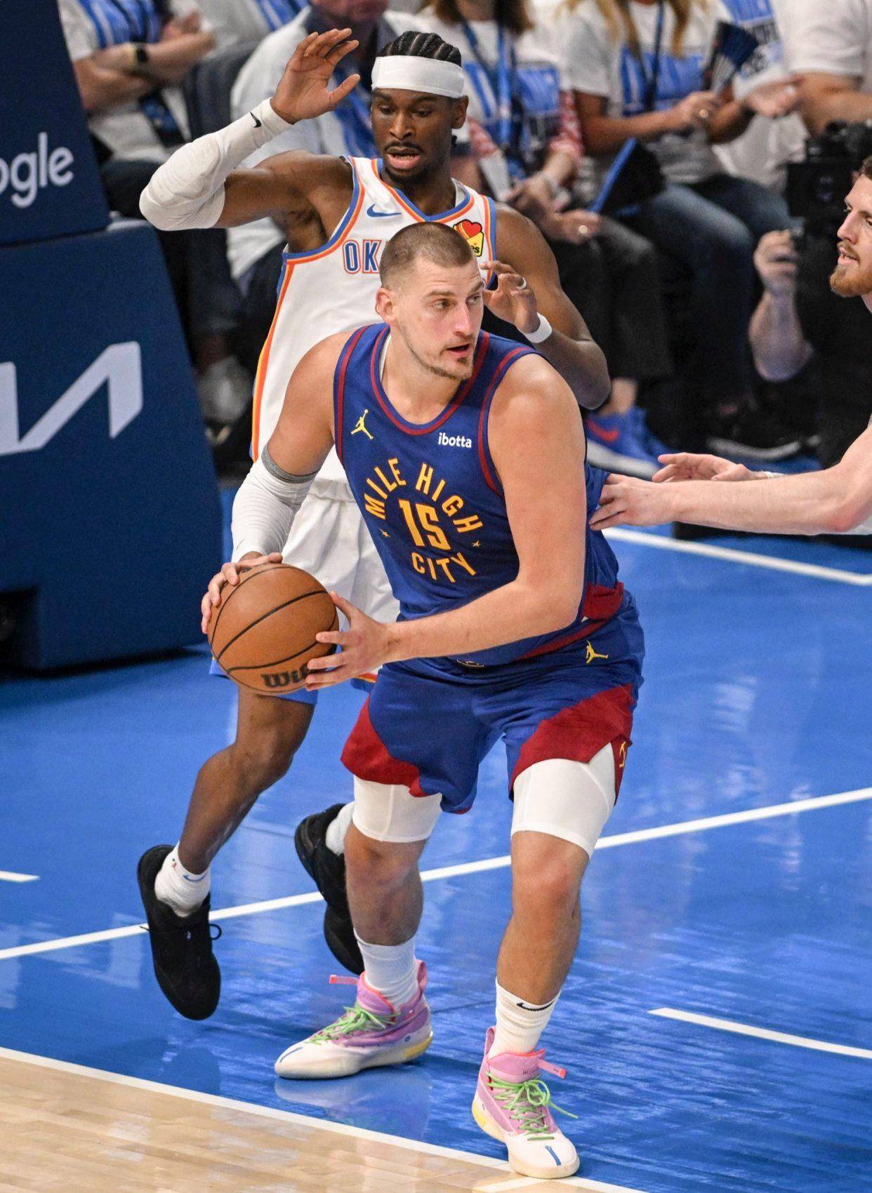 的是比赛中 的是比赛中