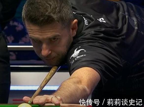 赛场内外的 赛场内外的