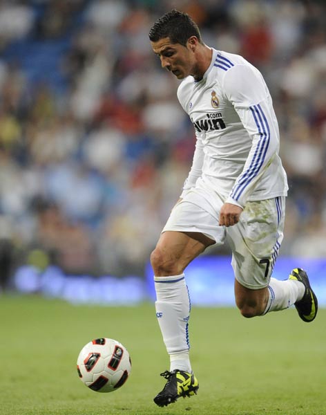 荣誉不仅属 荣誉不仅属