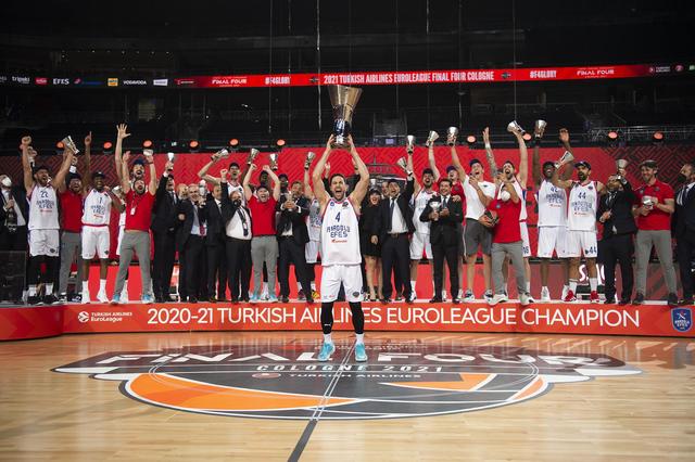 足提供了纵 足提供了纵